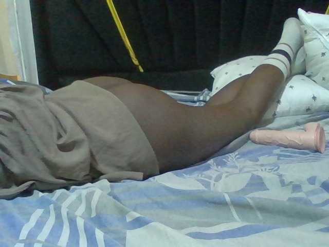 Kendy01 live cam on BongaCams