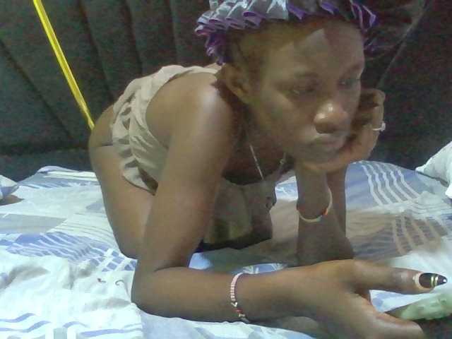 Kendy01 live cam on BongaCams