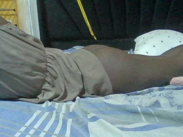 Kendy01 live cam on BongaCams