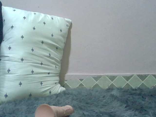 Kendy01 live cam on BongaCams