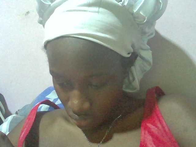 Kendy01 live cam on BongaCams