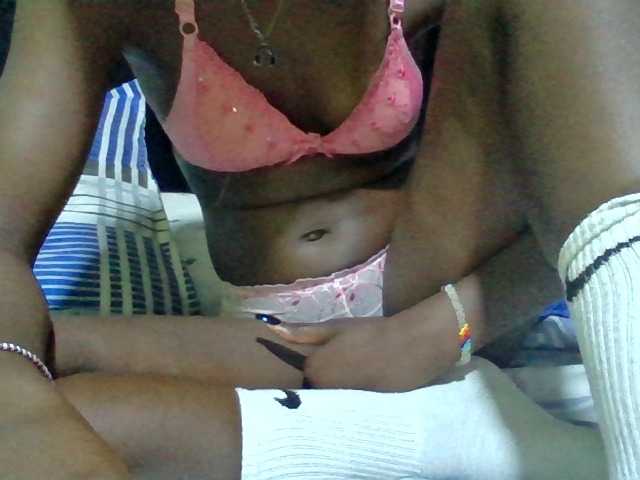 Kendy01 live cam on BongaCams