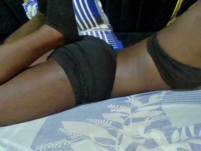 Kendy01 live cam on BongaCams