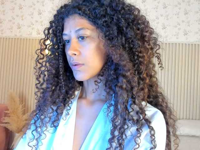 TheAlieh live cam on BongaCams
