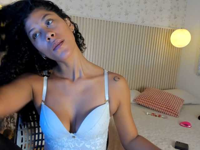 TheAlieh live cam on BongaCams