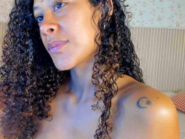 TheAlieh live cam on BongaCams