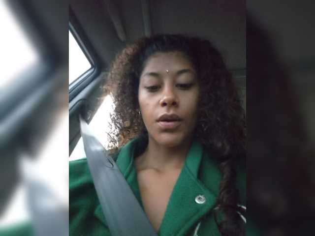 TheAlieh webcam bongacams model stream image