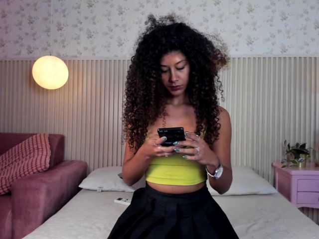 TheAlieh live cam on BongaCams