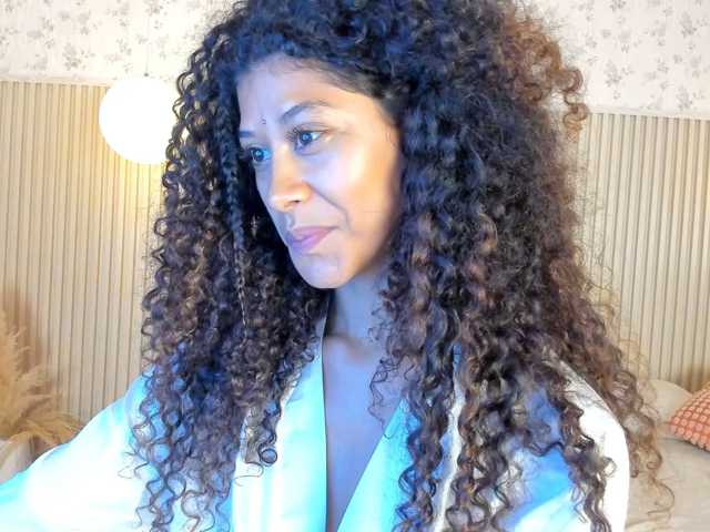 TheAlieh live cam on BongaCams