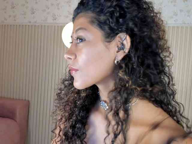 TheAlieh webcam