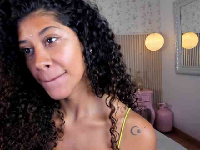 TheAlieh webcam