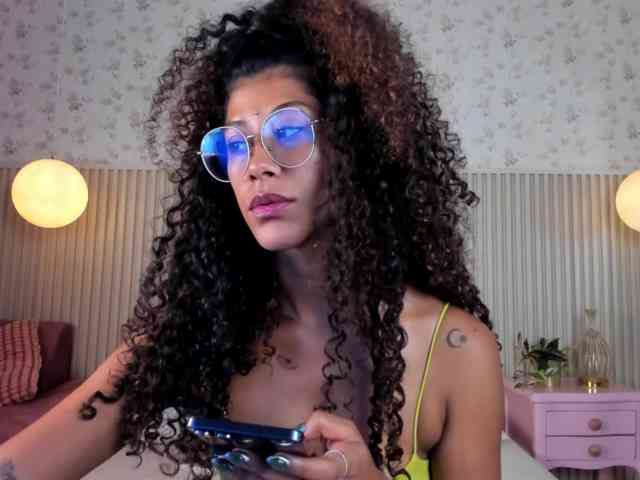 TheAlieh webcam