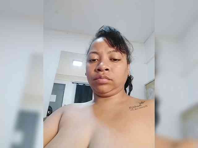 Jade-roxx webcam