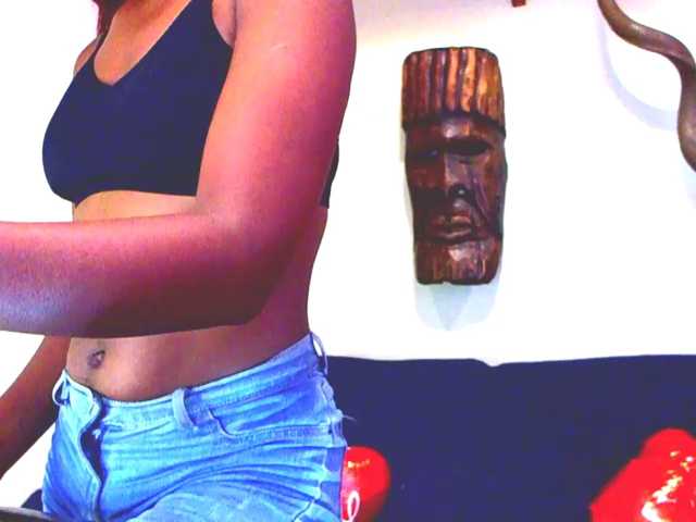 BeautyBaby live cam on BongaCams