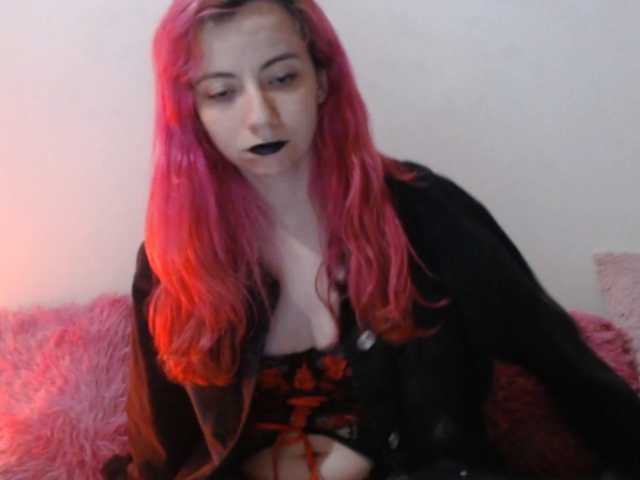 SugarAngelXxx live cam on BongaCams