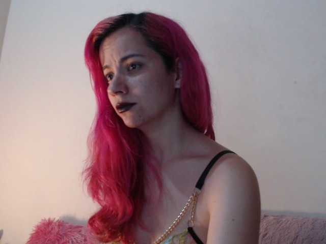 SugarAngelXxx live cam on BongaCams