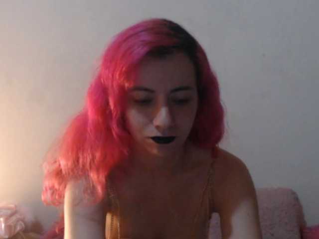 SugarAngelXxx live cam on BongaCams