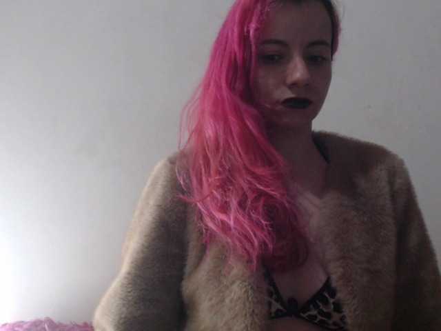 SugarAngelXxx live cam on BongaCams