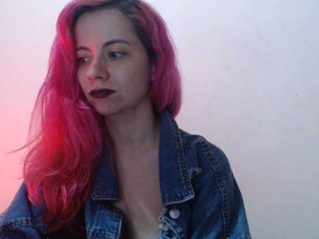 SugarAngelXxx live cam on BongaCams