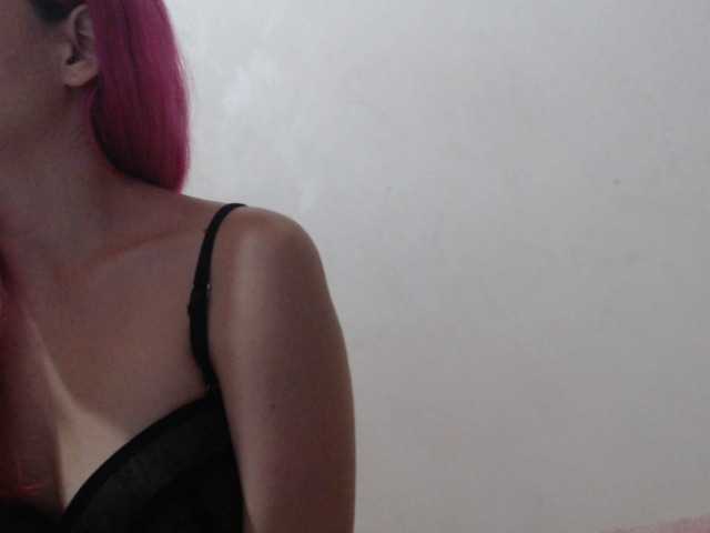 SugarAngelXxx live cam on BongaCams