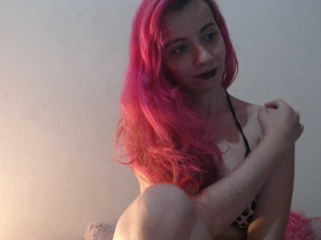 SugarAngelXxx live cam on BongaCams
