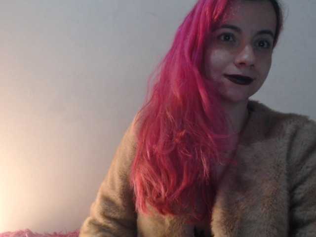 SugarAngelXxx live cam on BongaCams