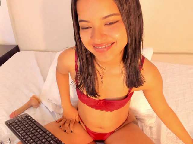 DahliaRose live cam preview