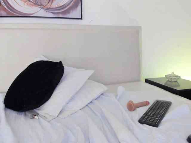 DahliaRose webcam