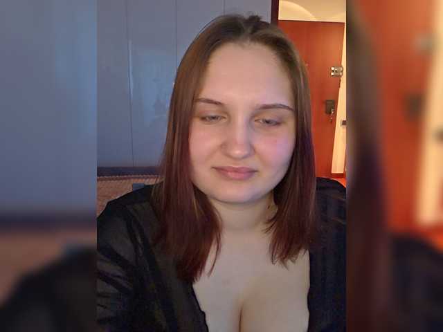 Kiki--Tiki — live female cam