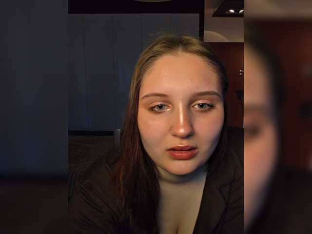 Kiki--Tiki live cam on BongaCams
