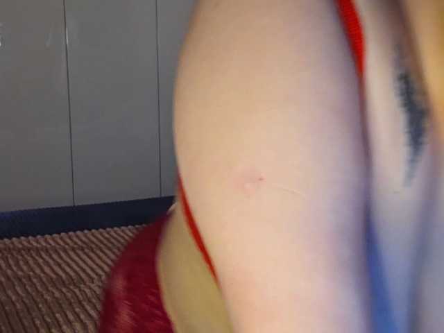 Kiki--Tiki live cam on BongaCams