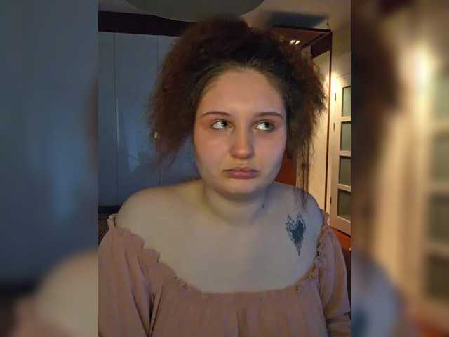 Kiki--Tiki live cam on BongaCams
