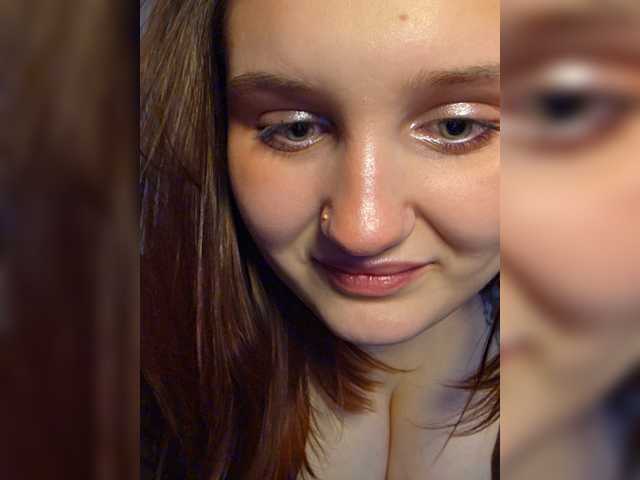 Kiki--Tiki live cam on BongaCams