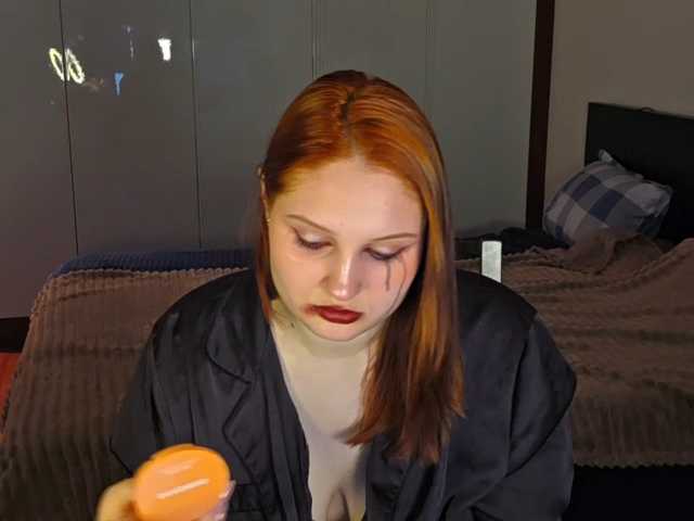 Kiki--Tiki live cam on BongaCams