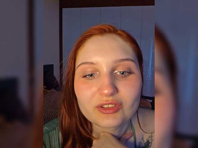 Kiki--Tiki live cam on BongaCams