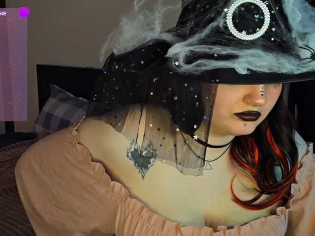 Kiki--Tiki live cam on BongaCams
