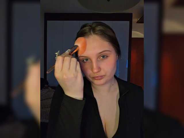 Kiki--Tiki live cam on BongaCams