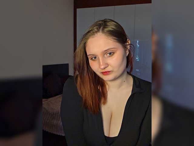 Kiki--Tiki live cam on BongaCams
