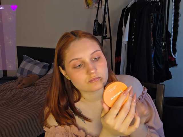 Kiki--Tiki live cam on BongaCams