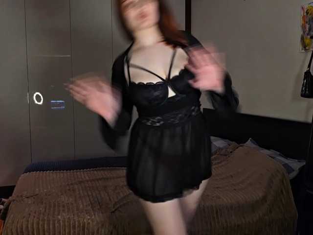 Kiki--Tiki live cam on BongaCams