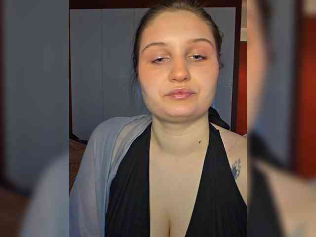 Kiki--Tiki webcam