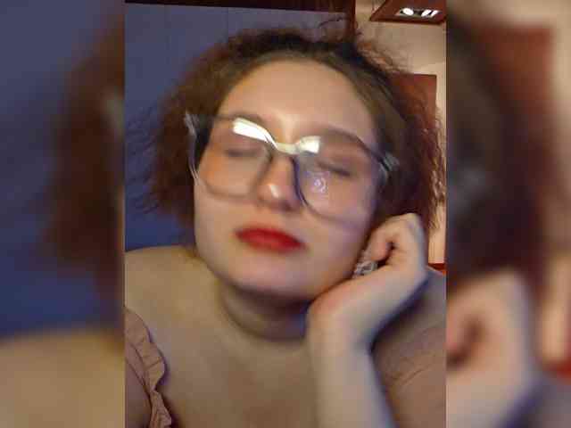 Kiki--Tiki webcam