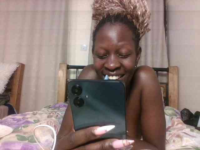 Webcamslut26 webcam