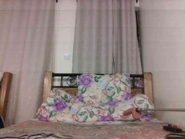 Webcamslut26 webcam