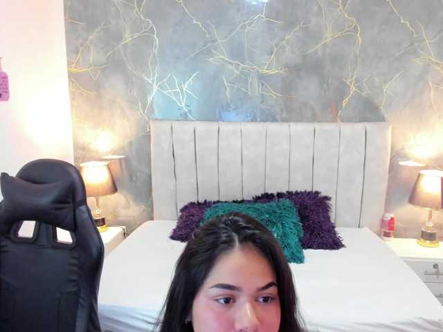 Cami-arias1 live cam on BongaCams