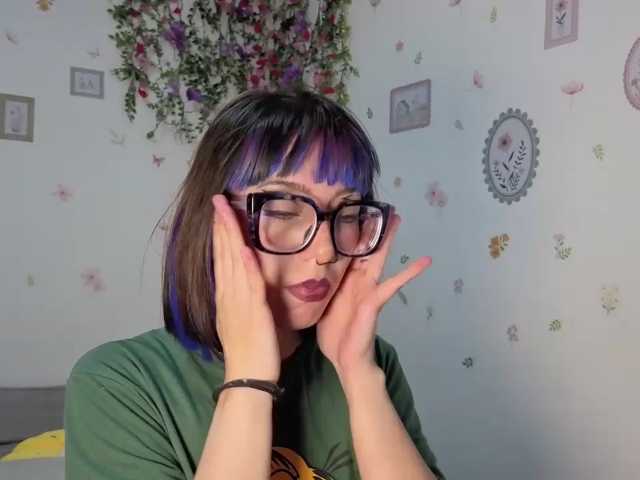 TheMiaDollx live cam on BongaCams