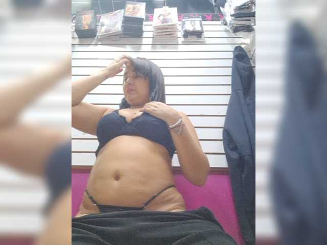 Sunyferrer live cam on BongaCams
