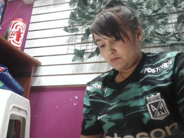 Sunyferrer live cam on BongaCams