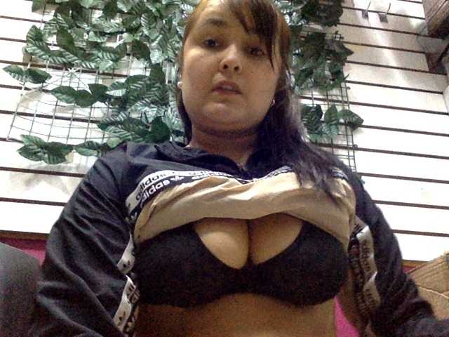 Sunyferrer live cam on BongaCams