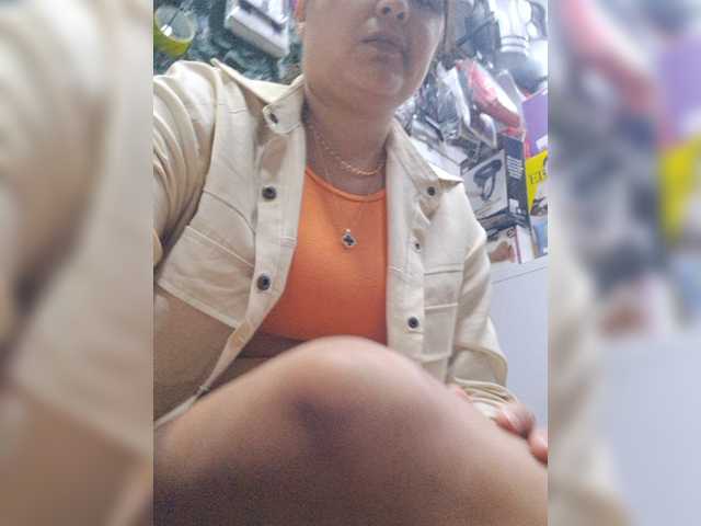 Sunyferrer live cam on BongaCams